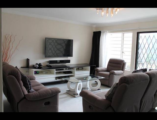 3 BEDROOM TOWNHOUSE FOR SALE IN BRUMA
